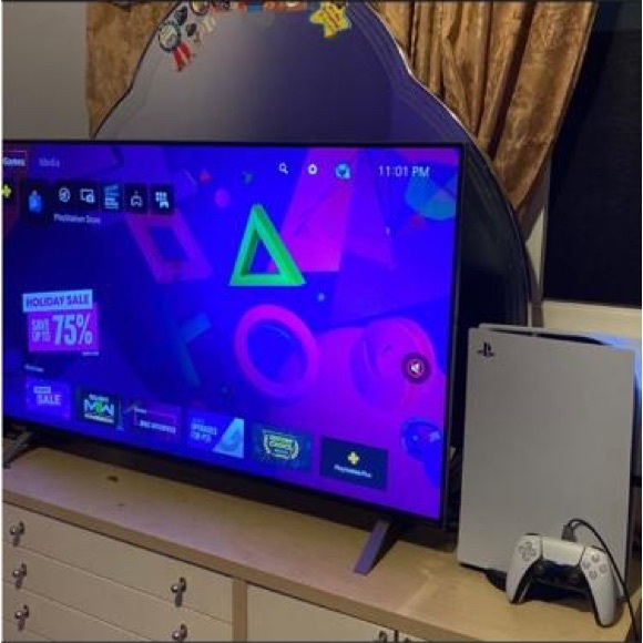 PS5 - Picture 5 of 5